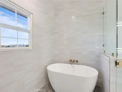 1331 Hidden Springs Dr, Corona, CA 92881