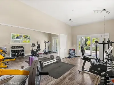 1331 Hidden Springs Dr, Corona, CA 92881