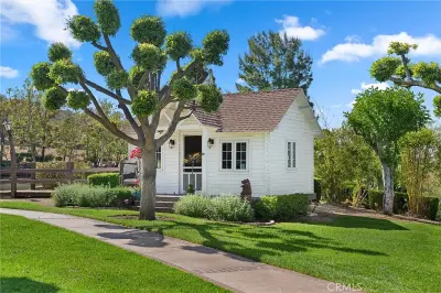 1331 Hidden Springs Dr, Corona, CA 92881