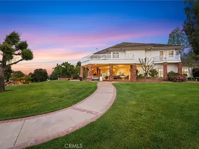 1331 Hidden Springs Dr, Corona, CA 92881