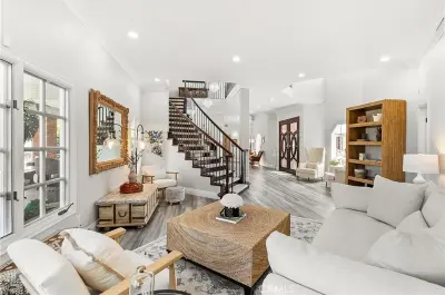 1331 Hidden Springs Dr, Corona, CA 92881