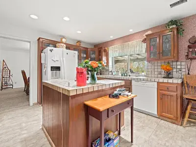 17438 Sunset View Dr