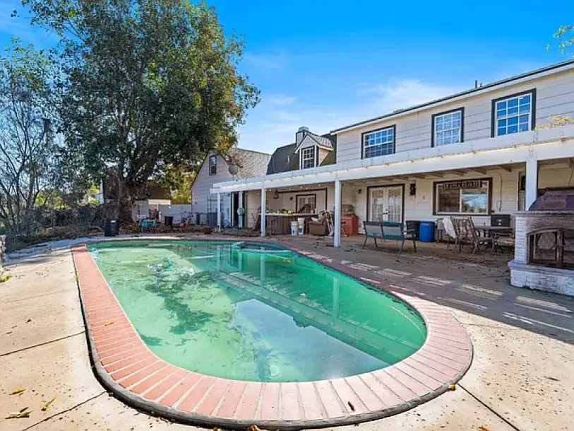 17438 Sunset View Dr-10