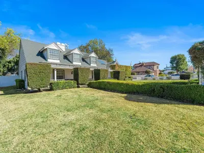 17438 Sunset View Dr