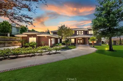 6975 Wyndham Hill Dr