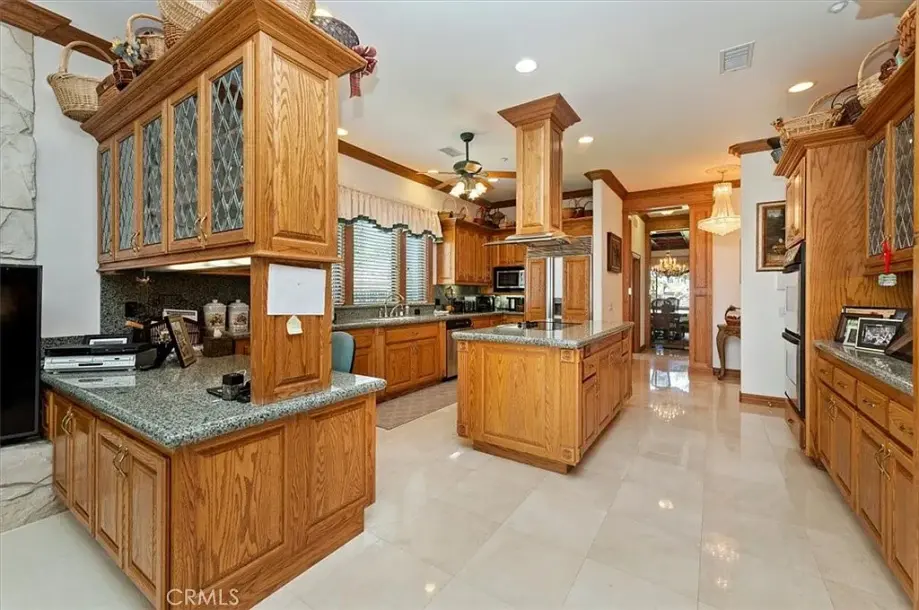 6975 Wyndham Hill Dr-13
