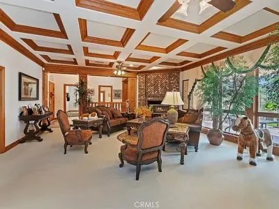 6975 Wyndham Hill Dr