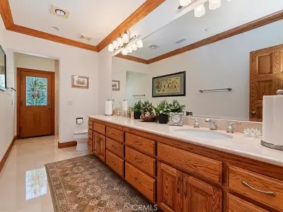 6975 Wyndham Hill Dr