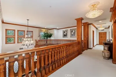 6975 Wyndham Hill Dr