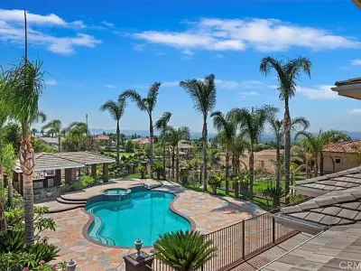 6975 Wyndham Hill Dr